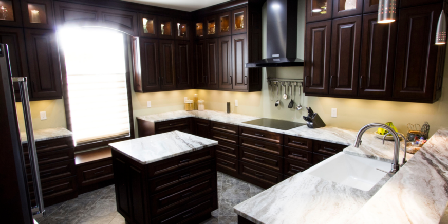 Showing-off-light-countertops