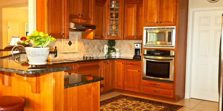 Traditional-Kitchens-natural-wood-cabinets