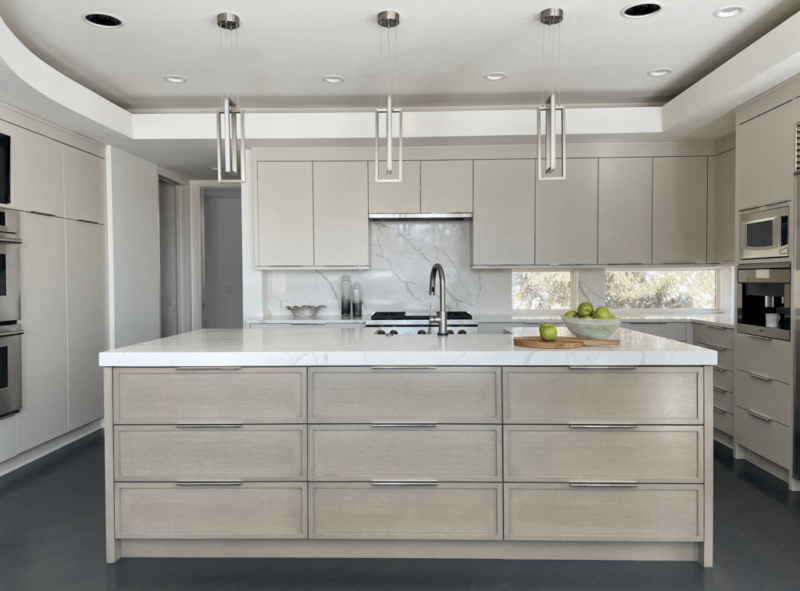How to Decide Between Plain Sawn and Rift Sawn White Oak Kitchen ...