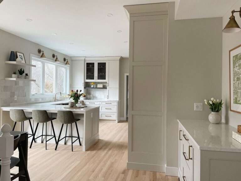 cream coloured kitchen cabinets