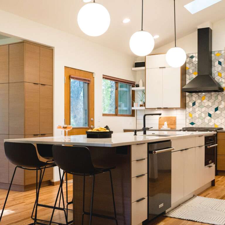 Mid Century Delight - Image 4