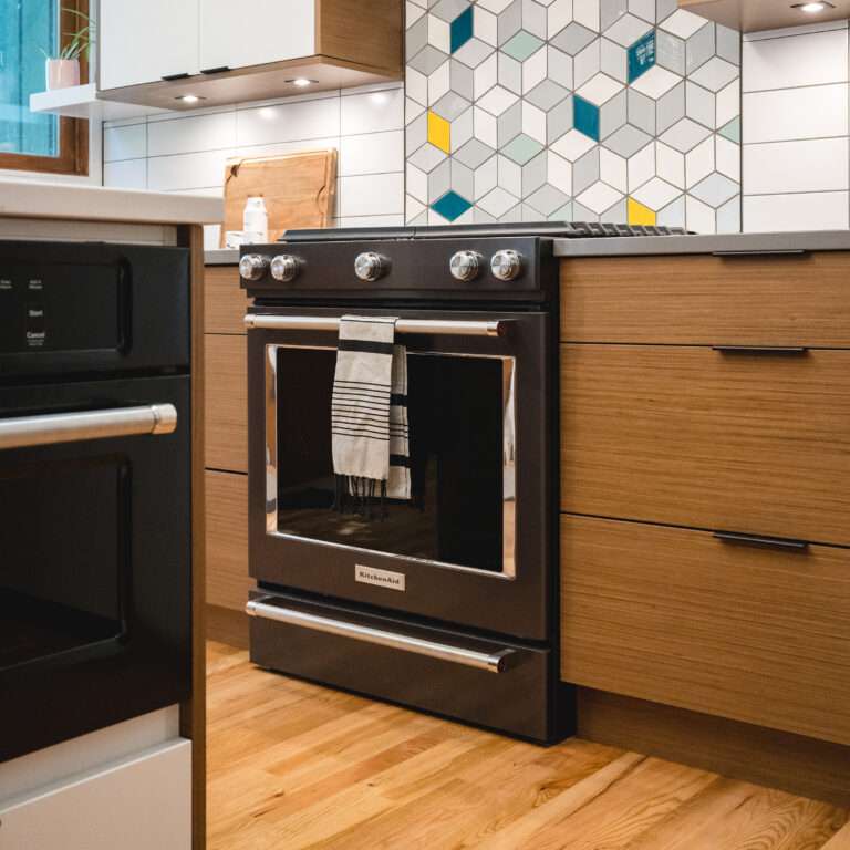Mid Century Delight - Image 8