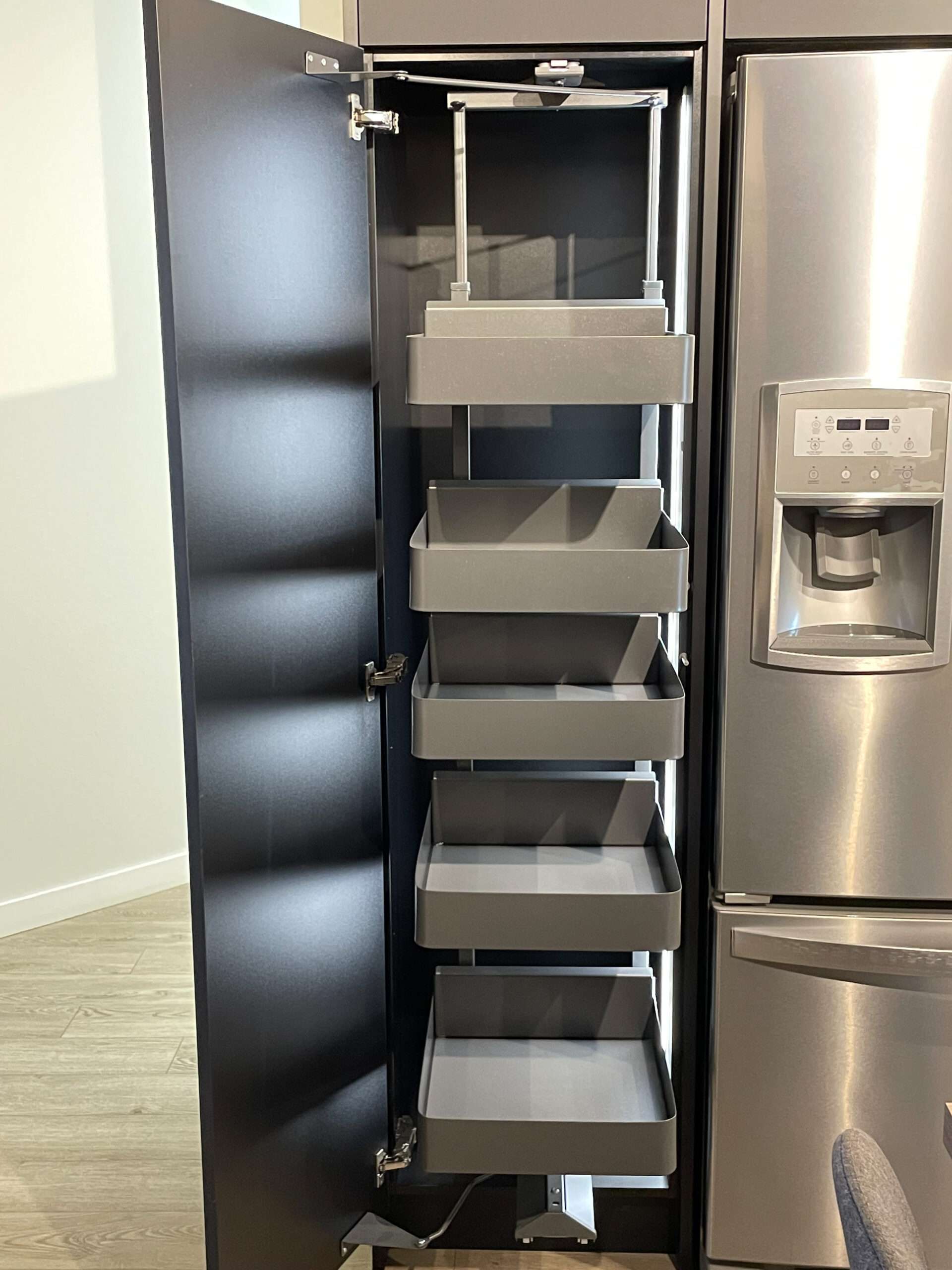 7 Small Kitchen Storage Ideas for Clutter-Free, Organized Cabinets ...