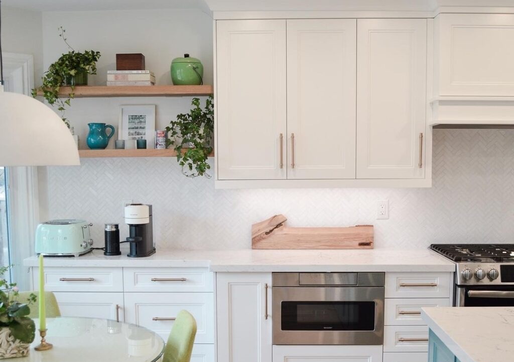 White kitchen with SMEG toaster