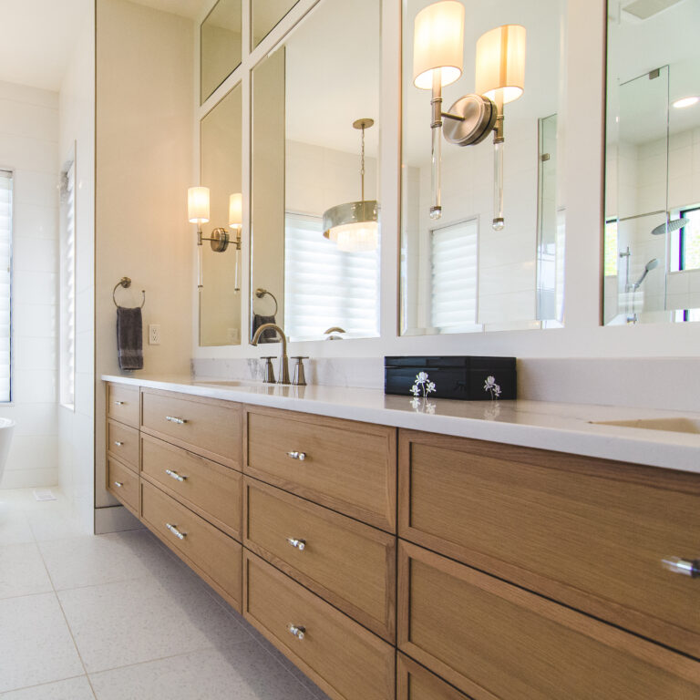 Spacious Ensuite - Image 2