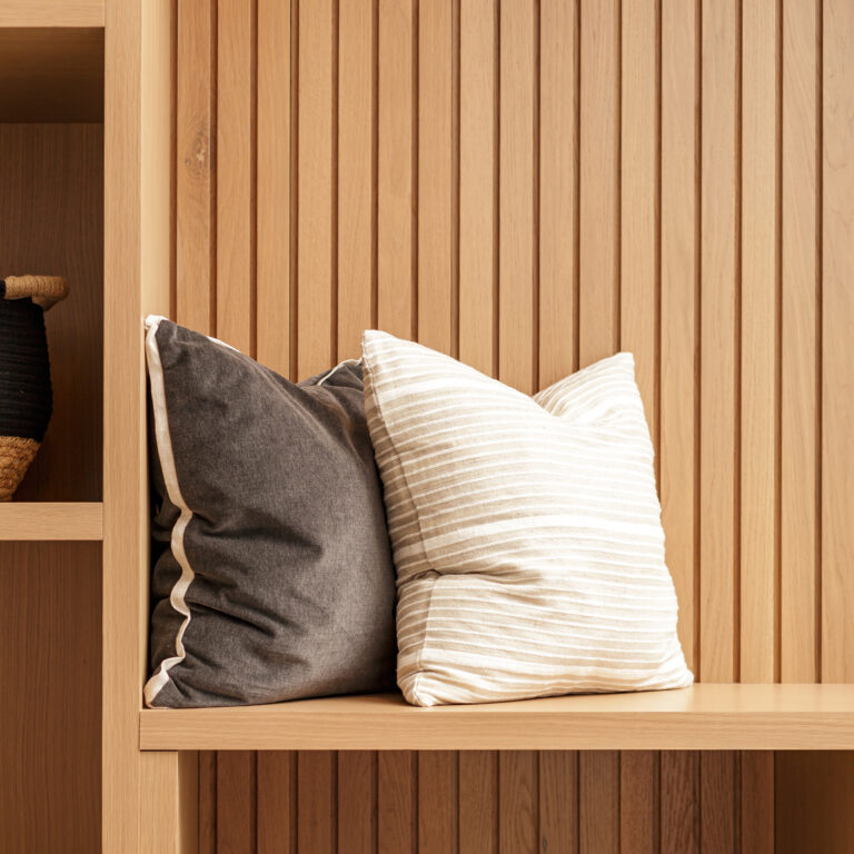 Chic Boot Room - Image 2