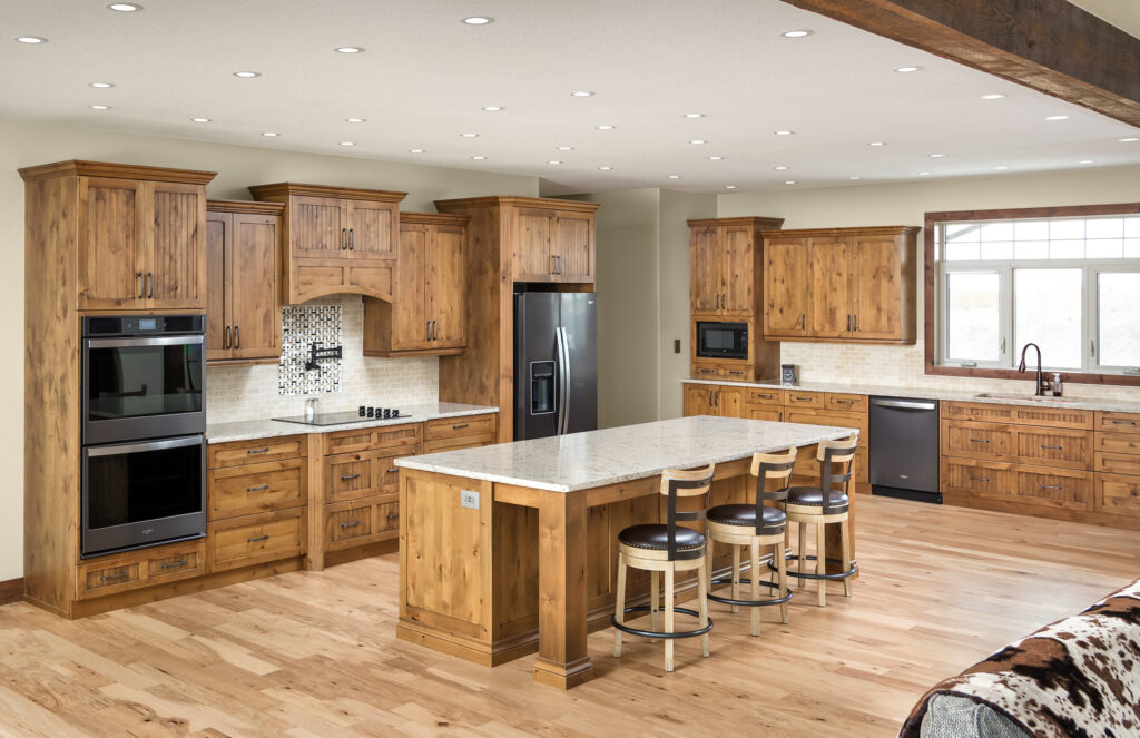 cedar cabinets vs knotty alder