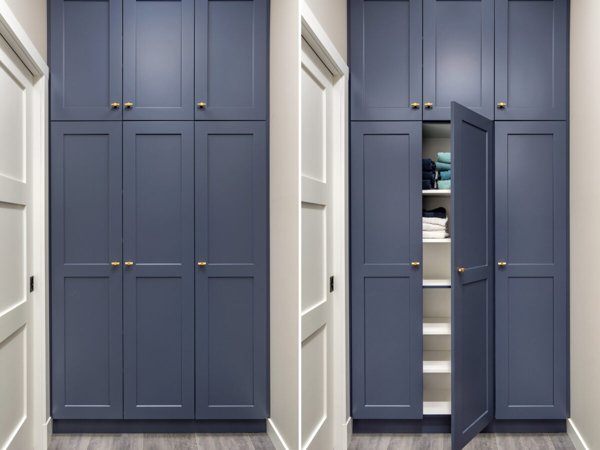 How to Choose Bathroom Cabinets for Every Layout