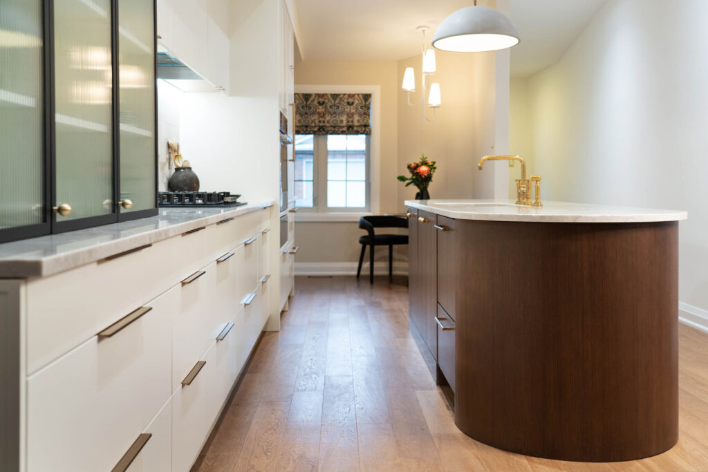 curved kitchen island