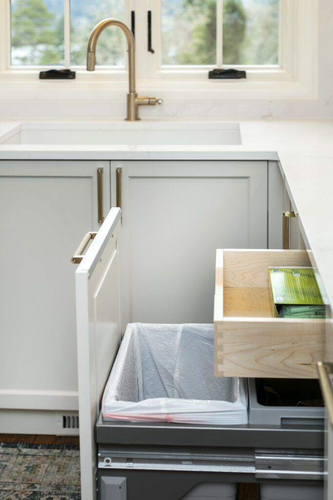 full overlay cabinets