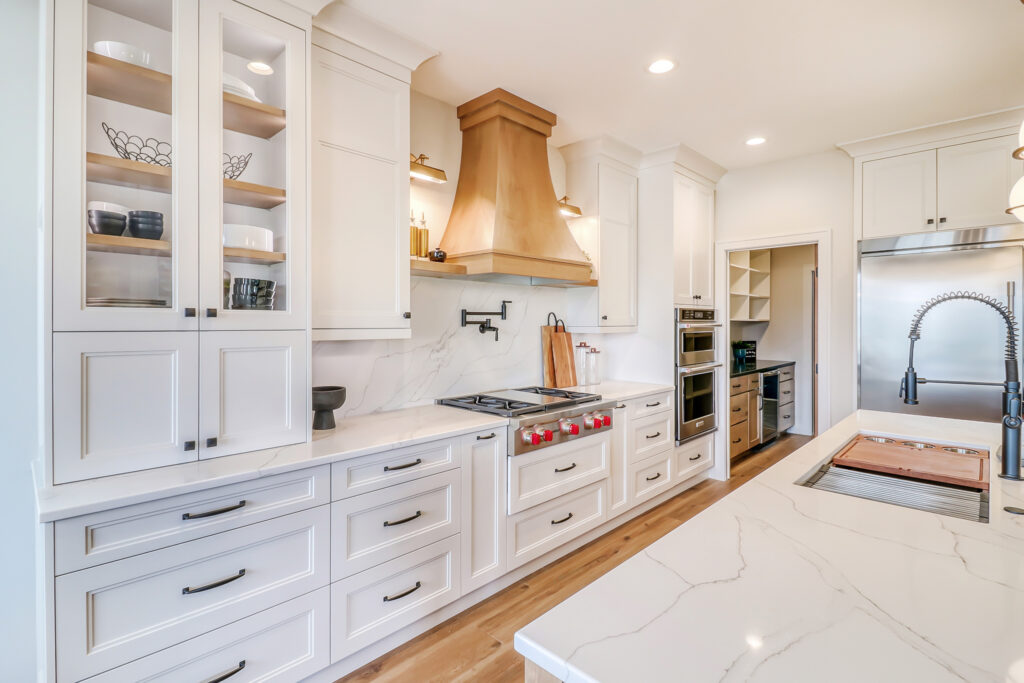 kitchen cabinet moulding
