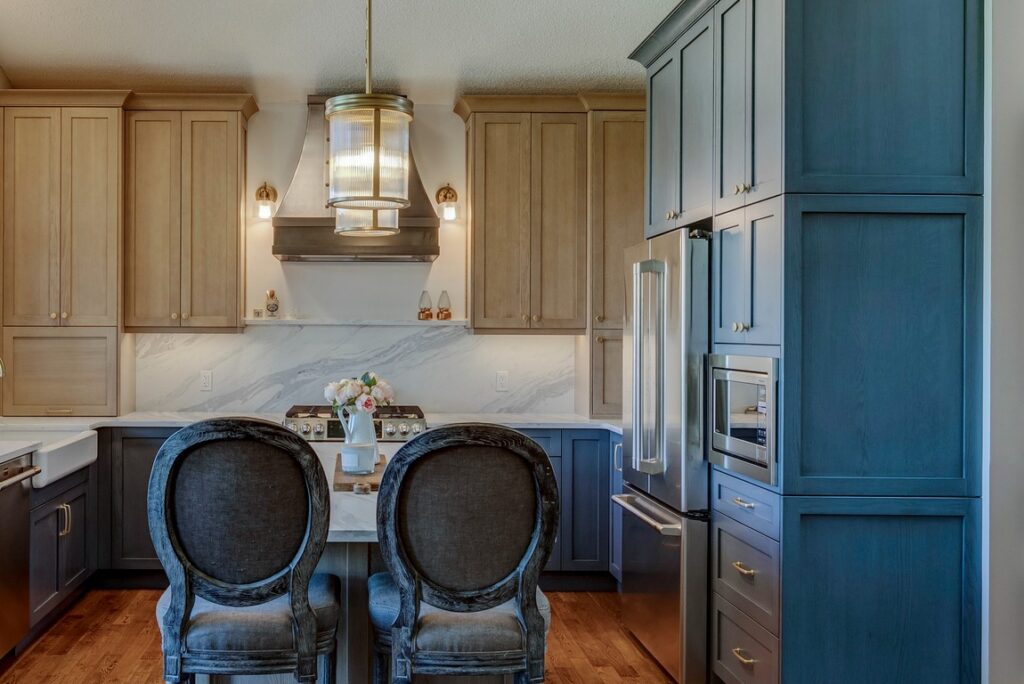 kitchen cabinet moulding