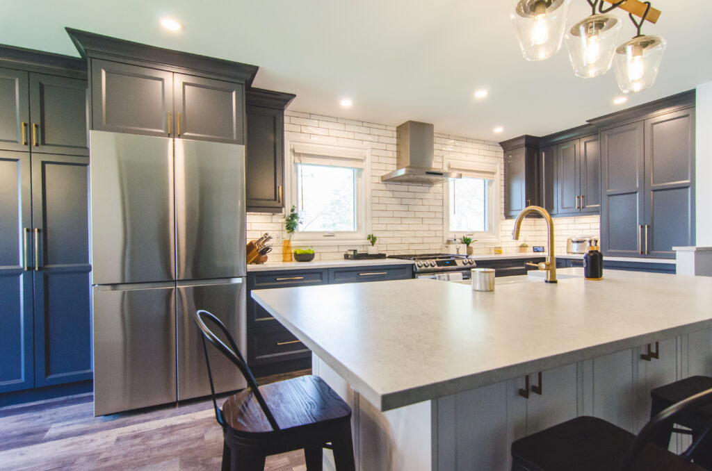navy blue cabinets with gold hardware