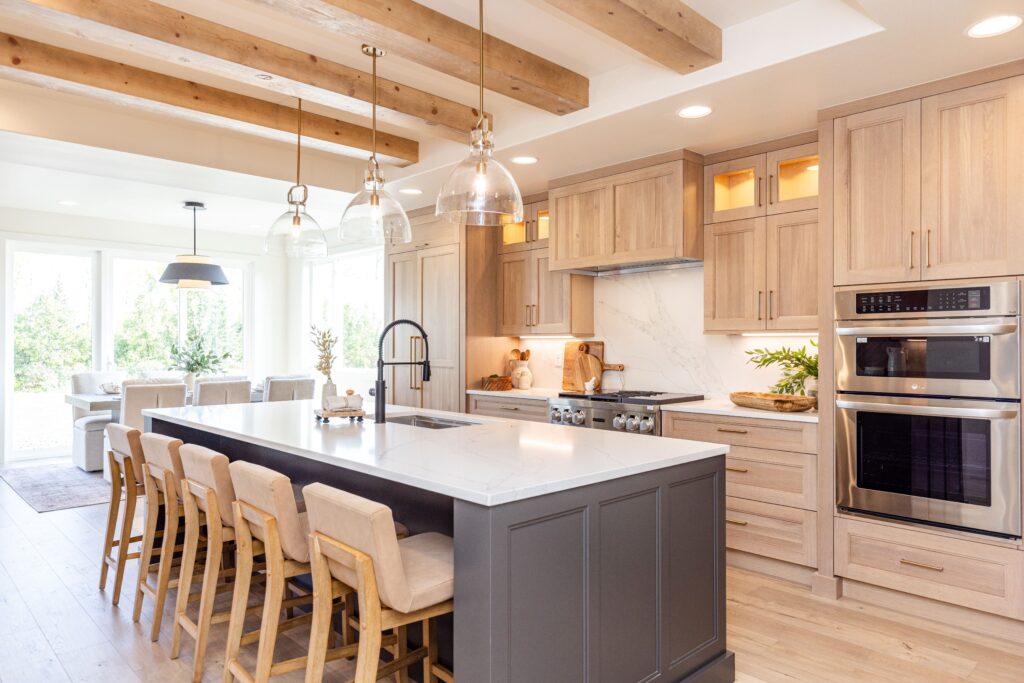 How Designers Can Work Better with Architects & Trades