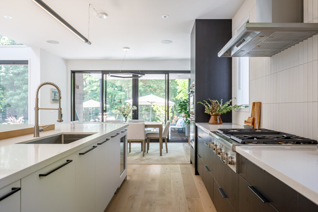 How to Pair Two-Tone Cabinets for a Beautiful Kitchen