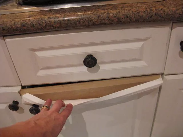 outdated kitchen trends