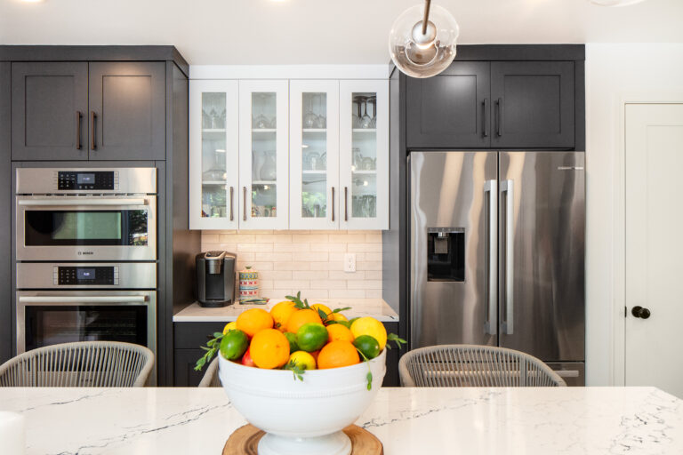 Centerpiece Kitchen Island Decor Ideas