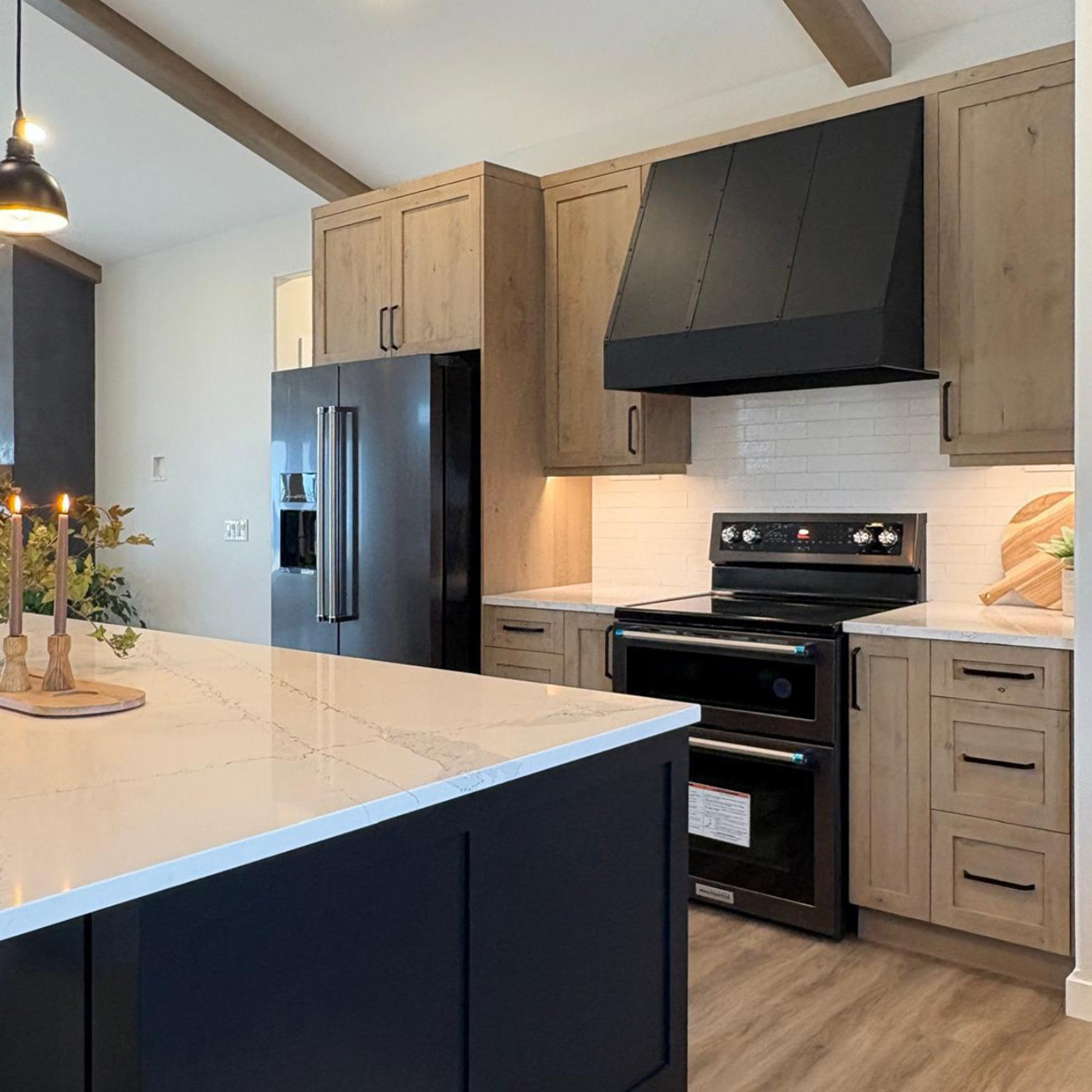Modern Farmhouse Kitchen with Elegant Pantry Extension