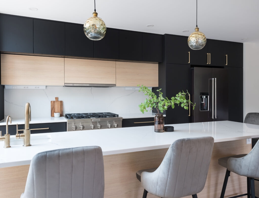 Centerpiece Kitchen Island Decor Ideas