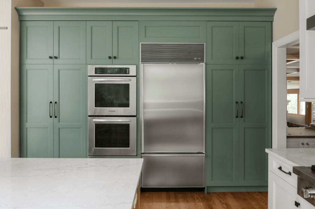 can you replace kitchen cabinet doors
