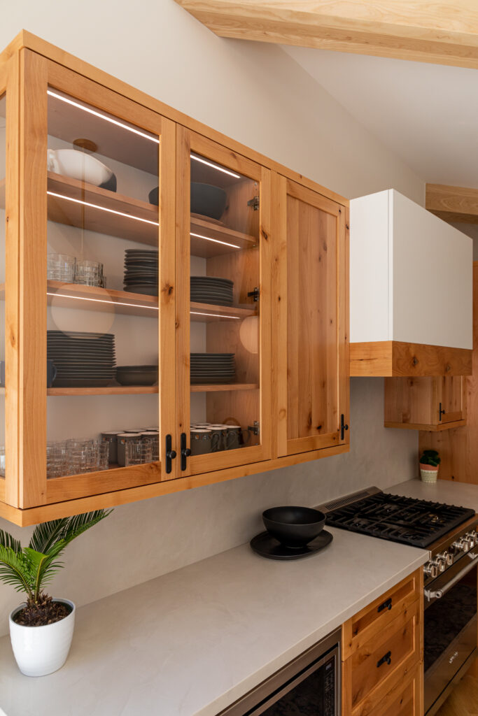 can you replace kitchen cabinet doors