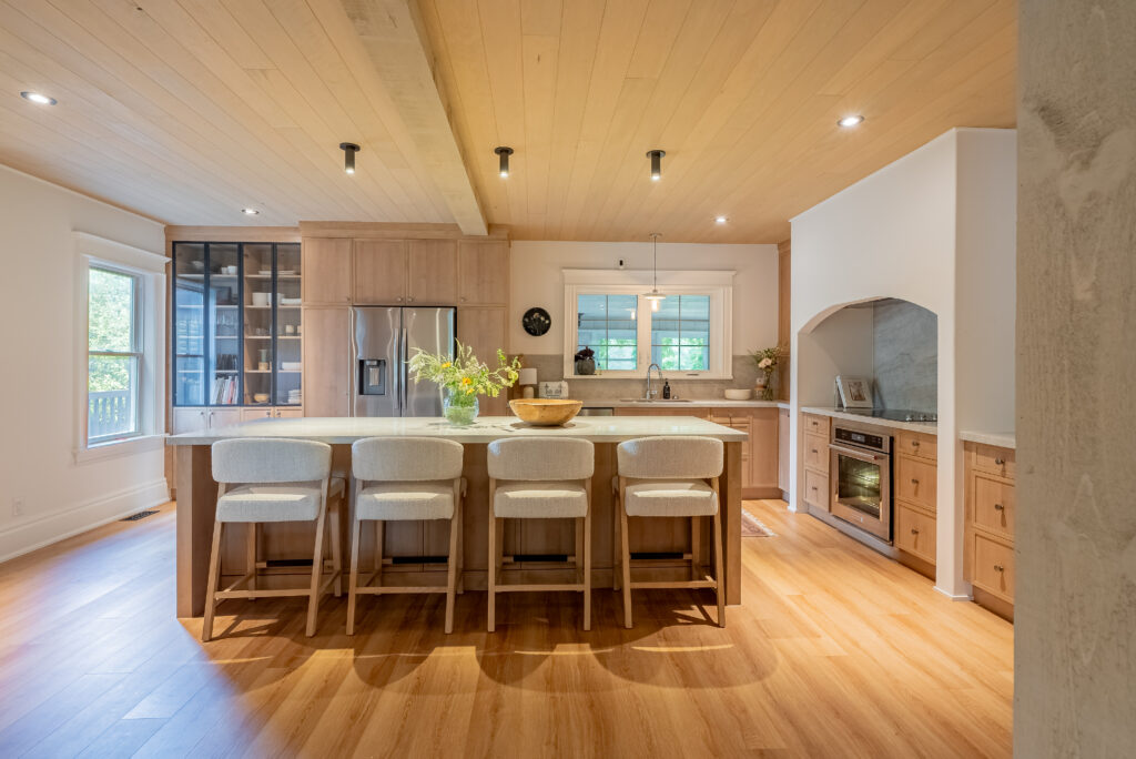 Wood floors in kitchen design idea